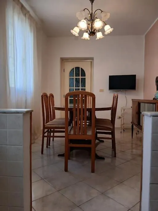 Lusiana Apartment Сиракузы 0*,