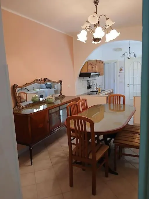 Lusiana Apartment Сиракузы
